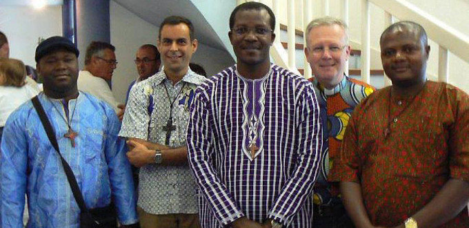 P. Simone-Pierre Kakiau sobre el Congo: «All donde el Estado est ausente, la Iglesia est presente»