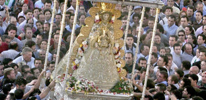 El obispo de Huelva decreta que las Misas en El Rocío se celebren sólo en el santuario
