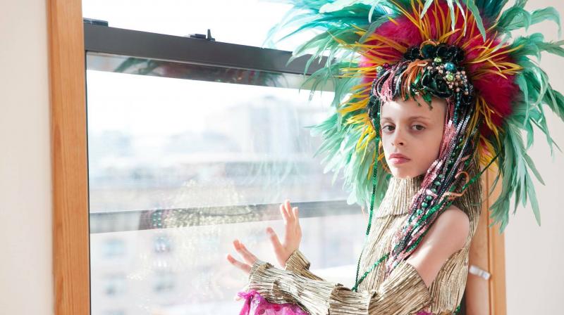 Drag queen de diez aos alabado por los medios