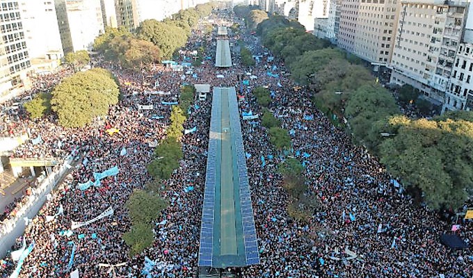 El próximo año volverán a presentar un proyecto de ley para aprobar el aborto en Argentina