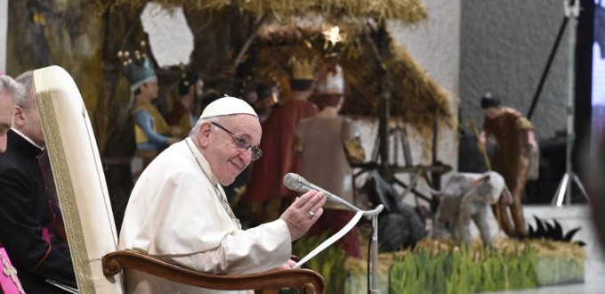 El Papa pide no mundanizar la Navidad
