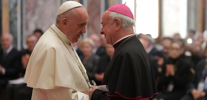 El Papa Francisco apuesta por fomentar el «humanismo de la vida»