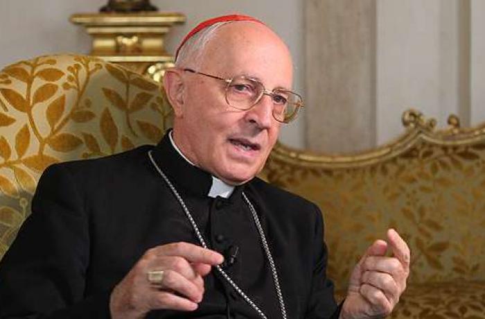 El cardenal Filoni pide que el cardenal Zen, «un auténtico chino», no sea condenado