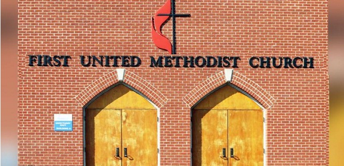 Los metodistas votan en contra de permitir el matrimonio homosexual y clero LGBT