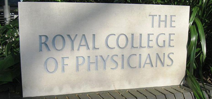 El Colegio Real de Médicos del Reino Unido se declara neutral ante la eutanasia
