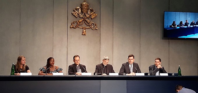 La Santa Sede presenta el Foro Internacional de la Juventud