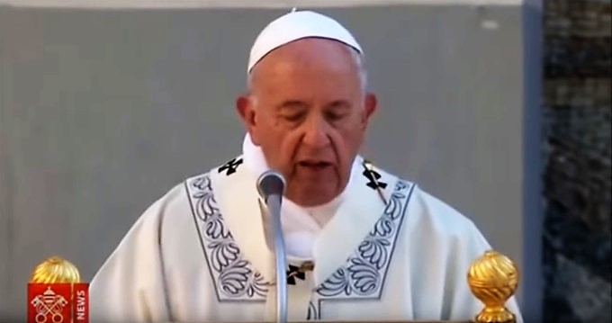 Papa Francisco: Jess no hace magia, no transforma los cinco panes en cinco mil