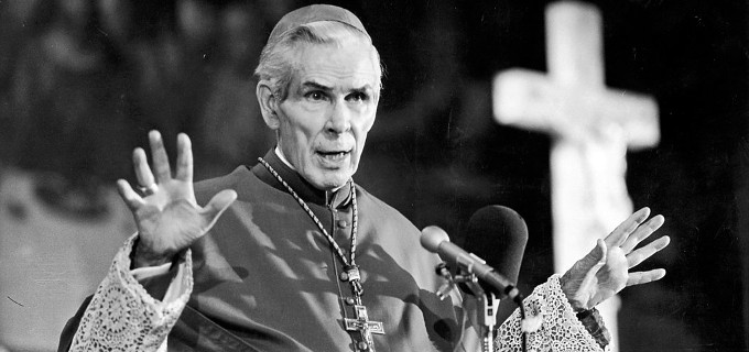 El obispo coadjutor de Peoria confa en que se complete el proceso de beatificacin de Fulton Sheen