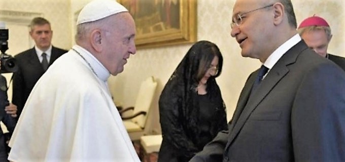 El presidente de Irak invita al Papa a visitar el país