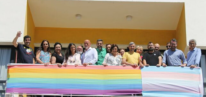 Concejala electa de Vox se da de baja del partido tras participar en un acto a favor del Orgullo LGTBI