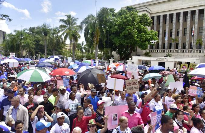 República Dominicana: Miles de personas contra la imposición de la ideología de género