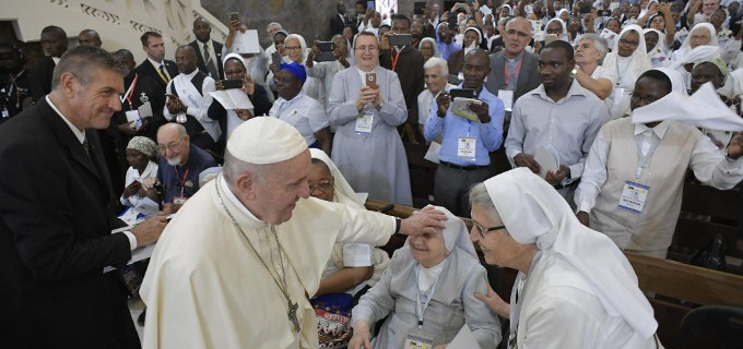 Encuentro del Papa con obispos, sacerdotes, religiosos, seminaristas y catequistas de Mozambique