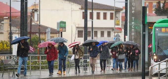 El Arzobispo y el imn de Granada se unen fraternalmente para proponer oraciones a favor de que llueva