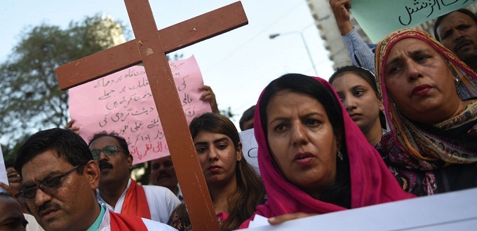 Cristianos en Pakistán dan a los niños nombres islámicos para evitar abusos en la escuela