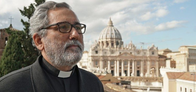 P. Guerrero: «Es posible que la Santa Sede no sólo haya sido mal aconsejada sino también estafada»