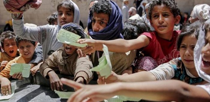 A causa de la guerra, los niños sufrirán 20 años de hambre y pobreza en Yemen