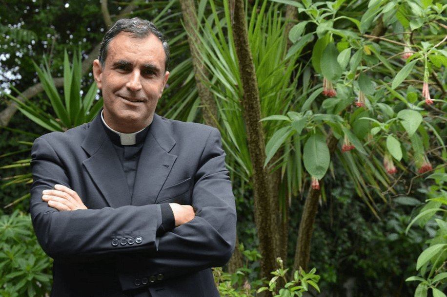 Un sacerdote en la selva del Amazonas