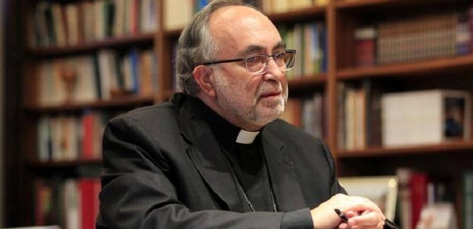 Arzobispo Jesús Sanz Montes: «Si la Iglesia se retira de la educación, el país se vendría abajo»