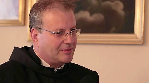 Mons. Bugeja: «La causa principal del problema de los refugiados no es Libia»