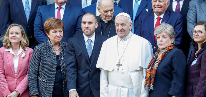 Francisco: «Un mundo rico y una economa vibrante pueden y deben acabar con la pobreza»