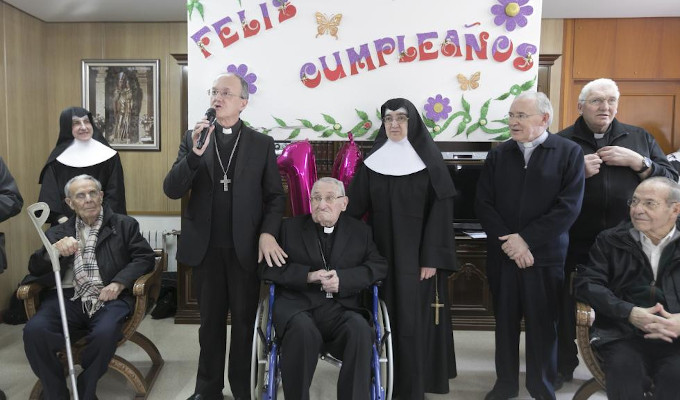 Mons. Damin Iguacn cumple 104 aos