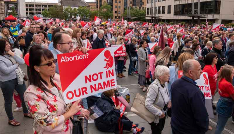 El gobierno britnico permitir el aborto libre en Irlanda del Norte hasta las 12 semanas de embarazo