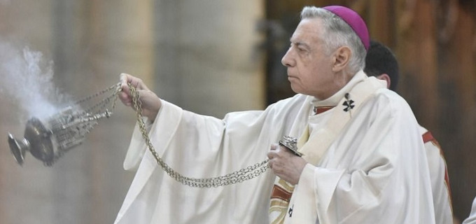 Mons. Aguer: «Los fieles tienen derecho a que la Misa se celebre como la Iglesia quiere»