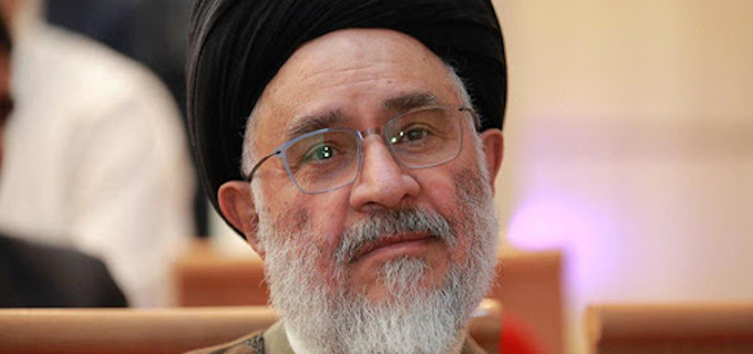 Un ayatolá pide al Papa que interceda para que se levanten las sanciones a Irán ante la pandemia