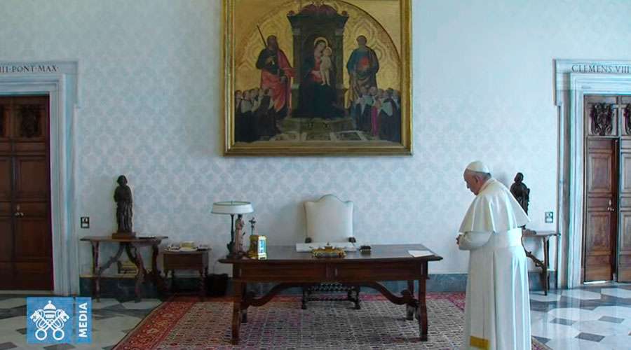 El Papa Francisco rezó el Padrenuestro con cristianos de todo el mundo por el fin de la epidemia