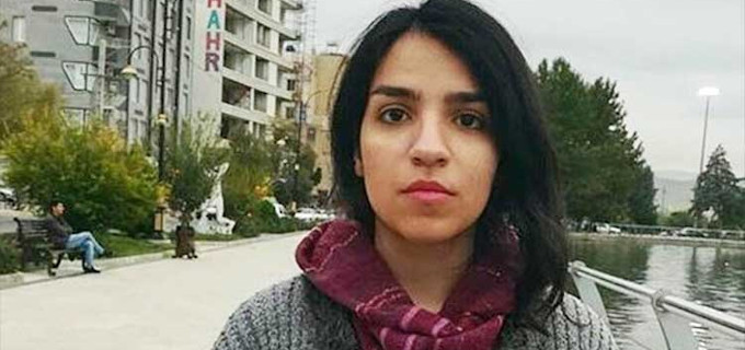 Irán condena a una joven conversa al cristianismo a tres meses de prisión y diez latigazos