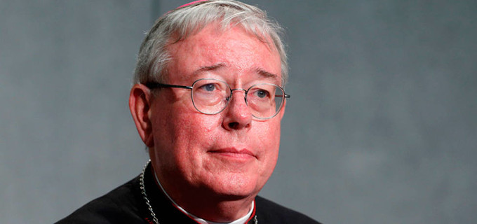 El cardenal Hollerich pide que los no vacunados no puedan asistir a Misa en Europa