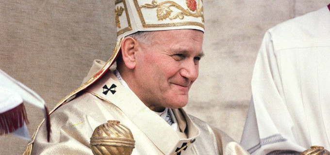 Se cumplen cien años del nacimiento de San Juan Pablo II