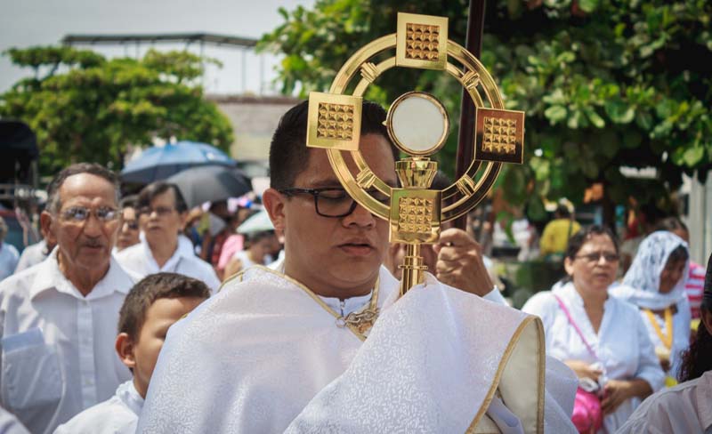 Solemnidad del Cuerpo y la Sangre de Cristo