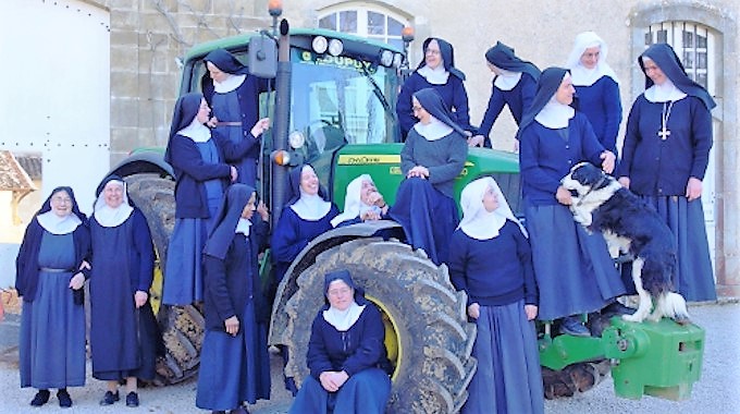 Monjas cistercienses resucitan lo mejor la Edad Media en pleno corazón de Europa