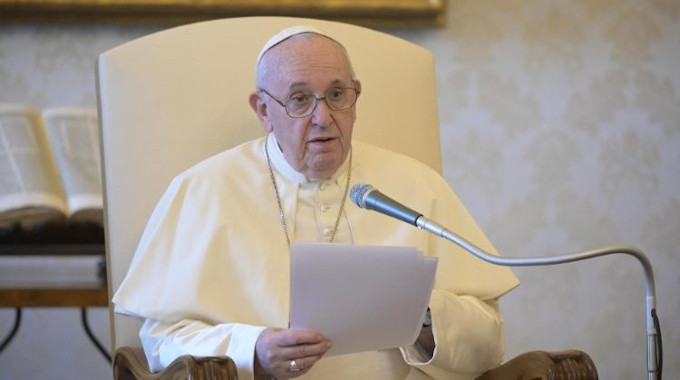 Francisco: «La pandemia ha sacado a la luz patologías sociales más amplias» Francisco: «La pandemia ha sacado a la luz patologías sociales más amplias»