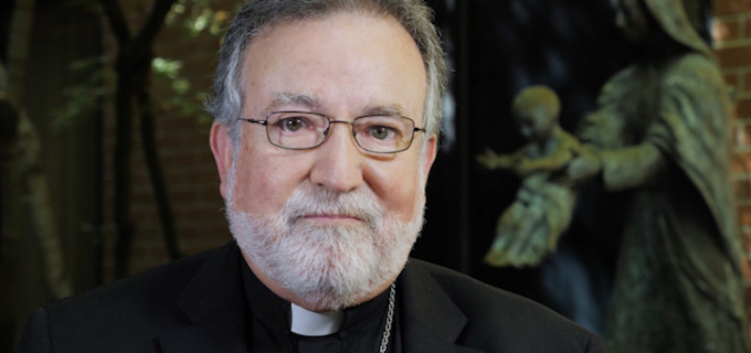 El obispo de Sacramento excomulga a un sacerdote que niega que Francisco sea Papa
