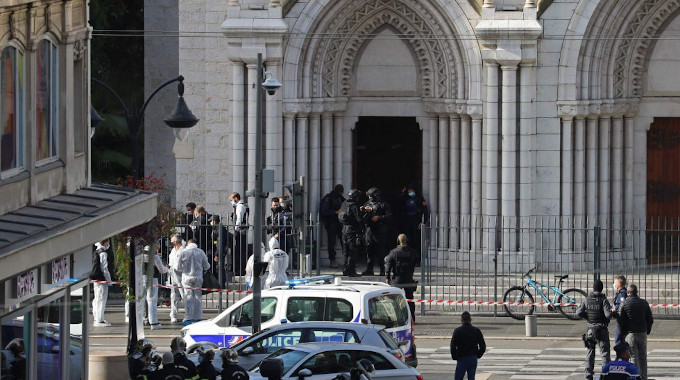 Cardenal Sarah: El islamismo es un fanatismo monstruoso que debe combatirse con fuerza