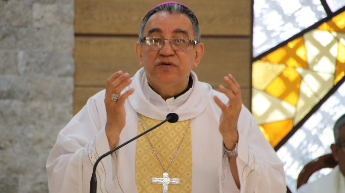 Mons. Ulloa advierte contra los tibios que agachan la cabeza para no ser descalificados como anacrnicos