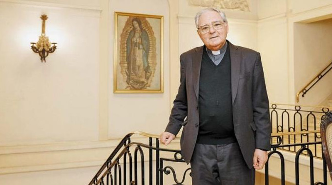 Mons. Ojea: «Es muy importante en este momento que no haya partido católico»