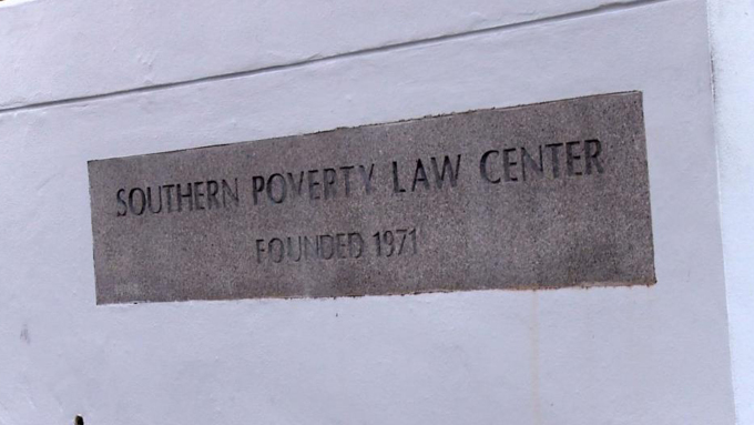 El Southern Poverty Law Center pone a los grupos provida y profamilia junto al Ku Klus Klan y neonazis
