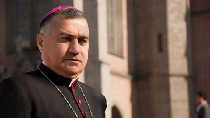 Mons. Warda: El Papa es completamente consciente de que viene a una regin marcada por la guerra