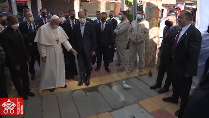Segunda jornada de la visita del Papa a Irak: Ur y la misa en rito caldeo