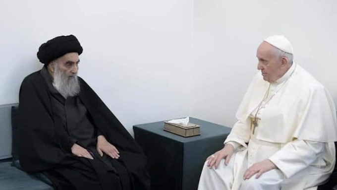 Breve encuentro entre el Papa y el gran Ayatollah Al-Sistani