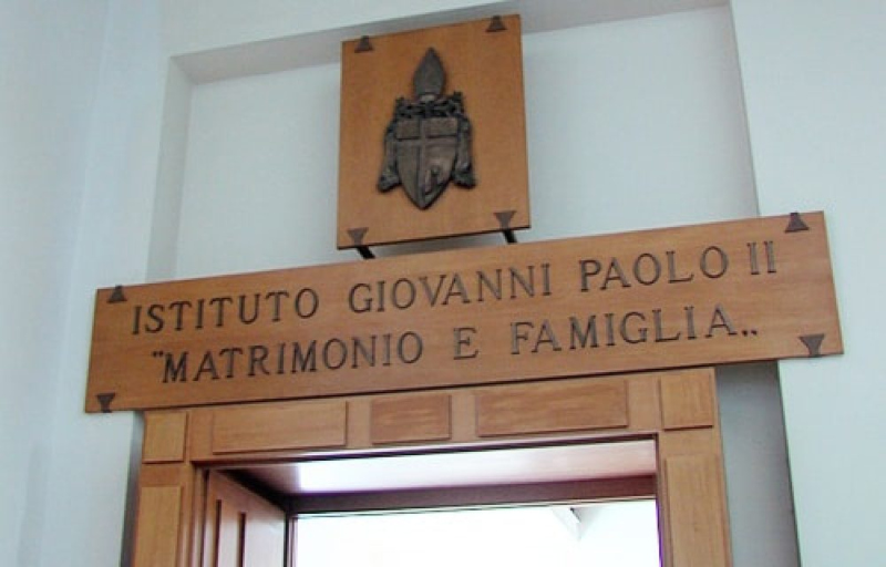 Mejor llamémoslo Instituto «Amoris Laetitia». Llegó el enterrador de la «Humanae Vitae»