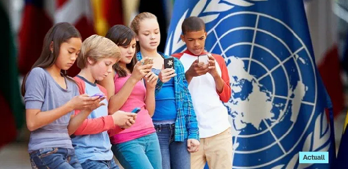 La ONU promueve la distribución de material sexual por internet entre los menores de edad