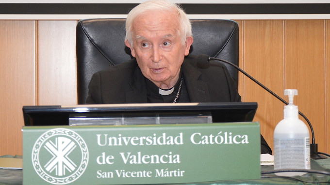 Cardenal Cañizares: «Espero que no tengamos que arrepentirnos de la nueva ley de libertad religiosa»