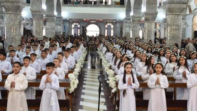 La Iglesia renace en Irak: 121 niños reciben la primera comunión en Qaradosh