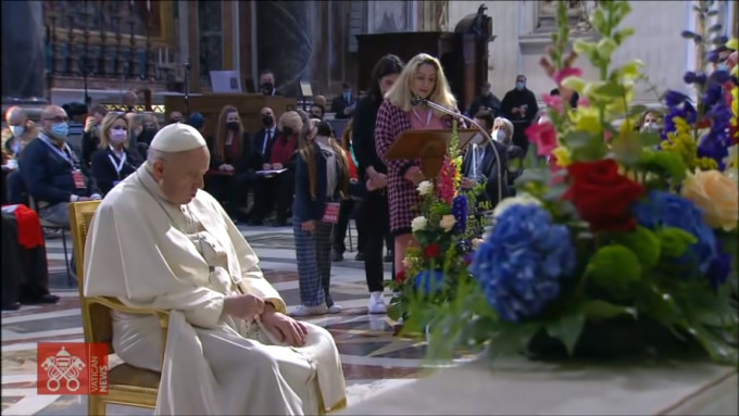 El Papa inici el maratn de Rosarios para pedir el fin de la pandemia