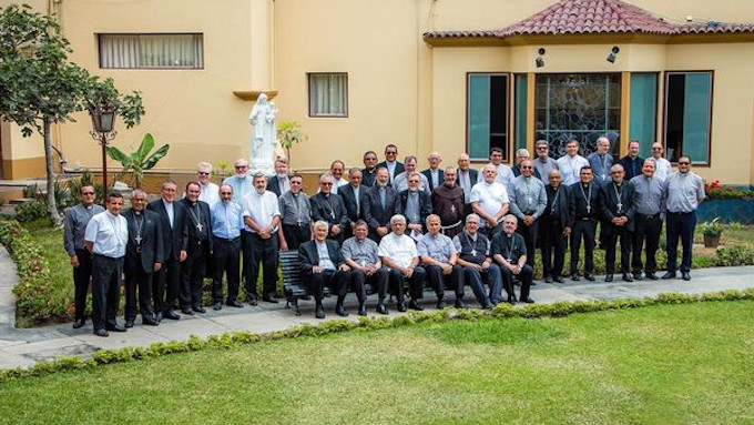 Los obispos peruanos recuerdan antes de las elecciones presidenciales que la Iglesia ha condenado el comunismo