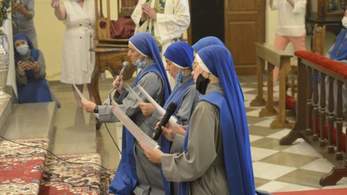 Religiosas del Instituto del Verbo Encarnado se unen a monjas clarisas en el monasterio de Alhama de Granada